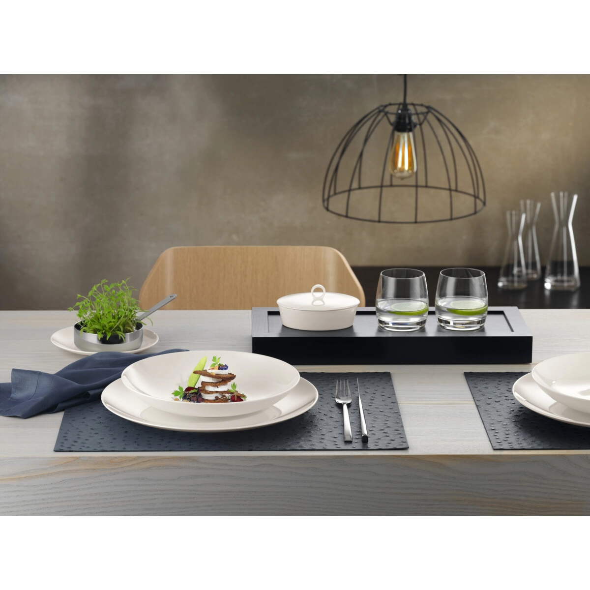 Bauscher Purity Esstisch  Tisch  Tischplatte  Präsentation des Essens Bauscher Purity Esstisch  Tisch  Tischplatte  Präsentation des Essens