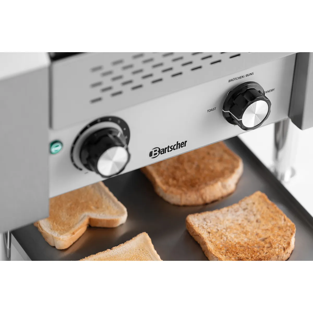 Bartscher A100205 Durchlauftoaster Bedienfeld mit Blick auf 4 Toasts Bartscher A100205 Durchlauftoaster Bedienfeld mit Blick auf 4 Toasts