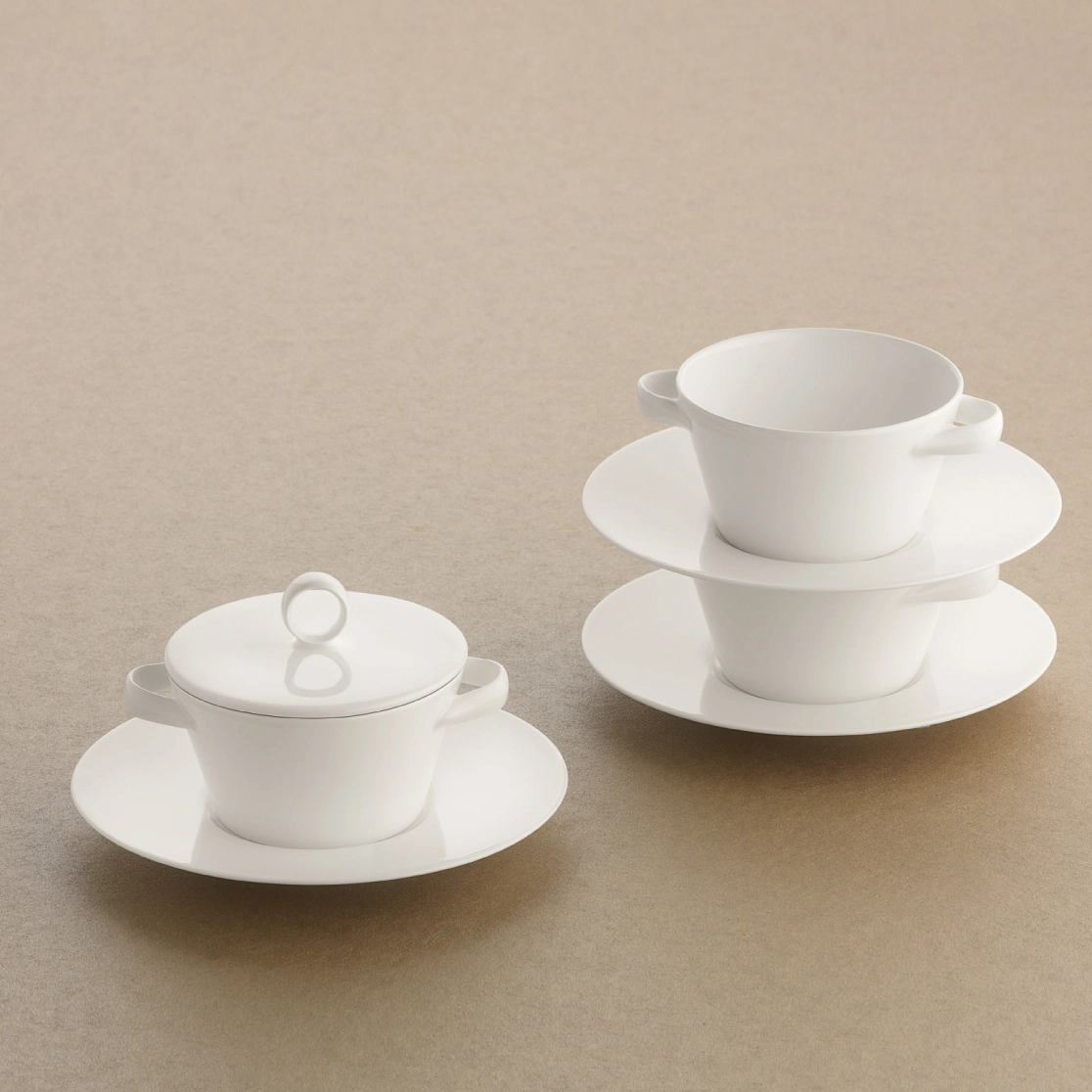 Bauscher  Purity  Präsentation von Geschirrteilen Bauscher  Purity  Präsentation von Geschirrteilen