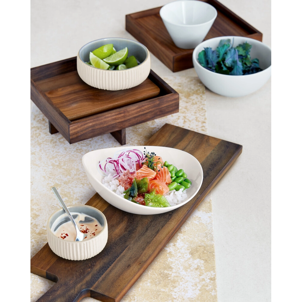 Bauscher  Purity  Tisch  Holzplatten  Präsentation des Essens Bauscher  Purity  Tisch  Holzplatten  Präsentation des Essens