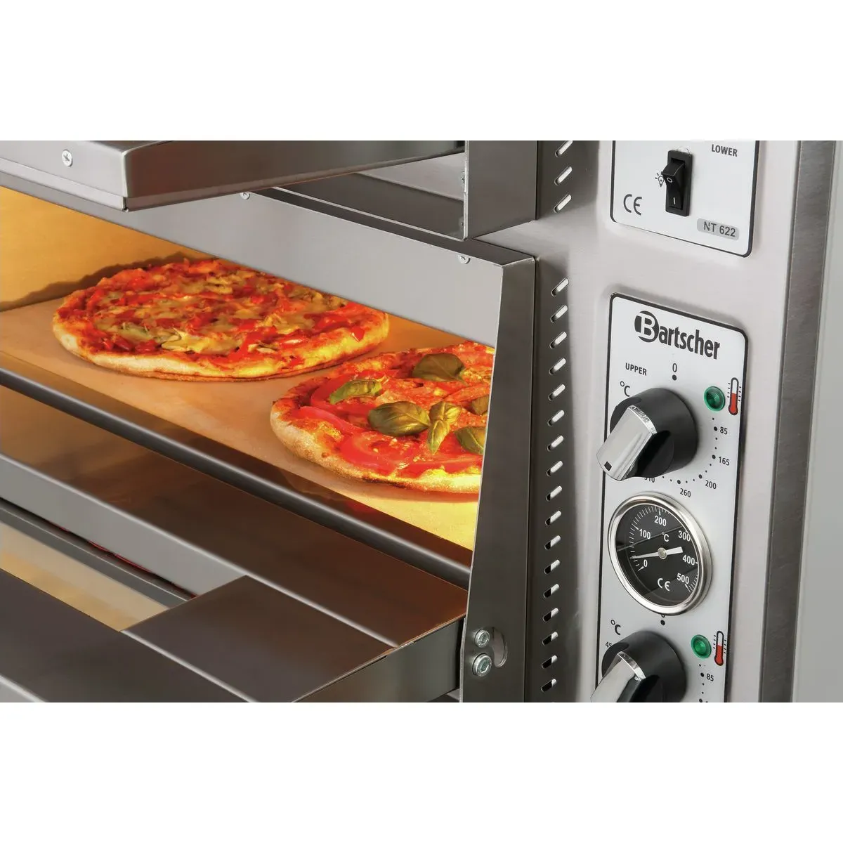 Bartscher 2002095 Pizzaofen NT 622 Nahansicht innen, mit Pizza, Pizza, Pizzaofen, Pizza backen, Edelstahl, Thermostatregelung